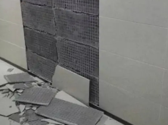 洛龙瓷砖空鼓维修公司分享下洛龙墙砖松动维修的知识